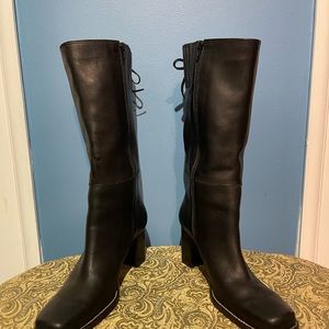 Aerosols Lace-Up Boots Size 6